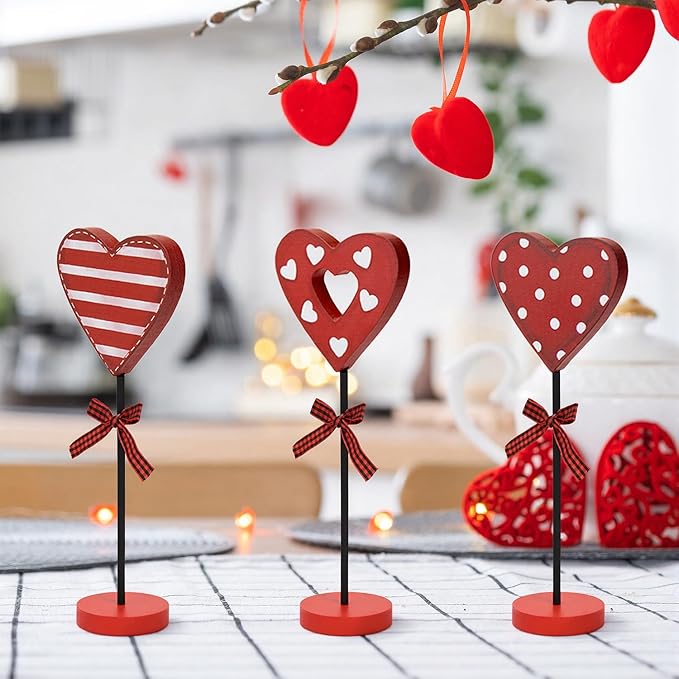 Smile Valentine's Day Heart - Shaped Wooden Table Decor Set with Red Bases & Ribbon Accents, Valentine Indoor Decoration