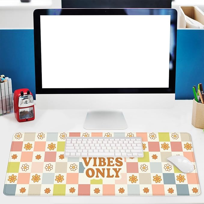 Retro Daisy Desk Pad Mouse Pad Cartoon Colorful Cute Floral Checker Mouse Pad Large Mousepad Extended Laptop Keyboard Mat Gaming Desk Pad Mouse Mat 31.5"x11.8"
