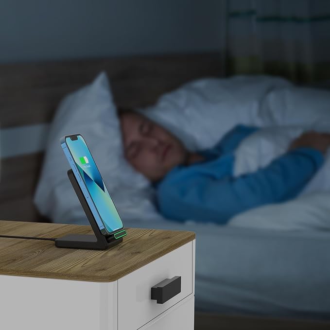 Fast Wireless Charger, 15W Wireless Charging Stand Compatible with Samsung Galaxy S24/S23/S22/S21/S20, for iPhone 17/16/15/14/13/12/11/XR/8, for Google Pixel 9 8 7,and More.