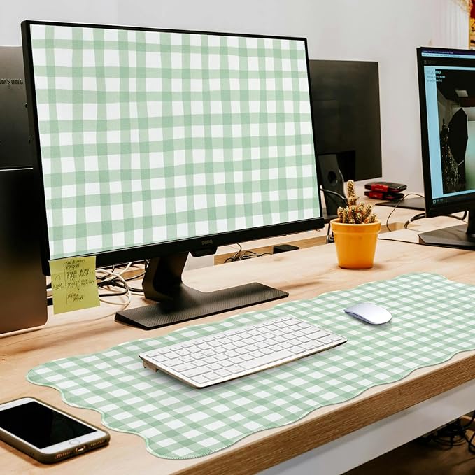 L-SPOUTTO Green Checkered Mouse Pad,Cottagecore Scalloped Desk Mat XXL Large Cute Pastel Gaming Mousepad,35.4x15.7in Non-Slip Keyboard Pad Waterproof Desktop Mat for Laptop Computer Game Home Office