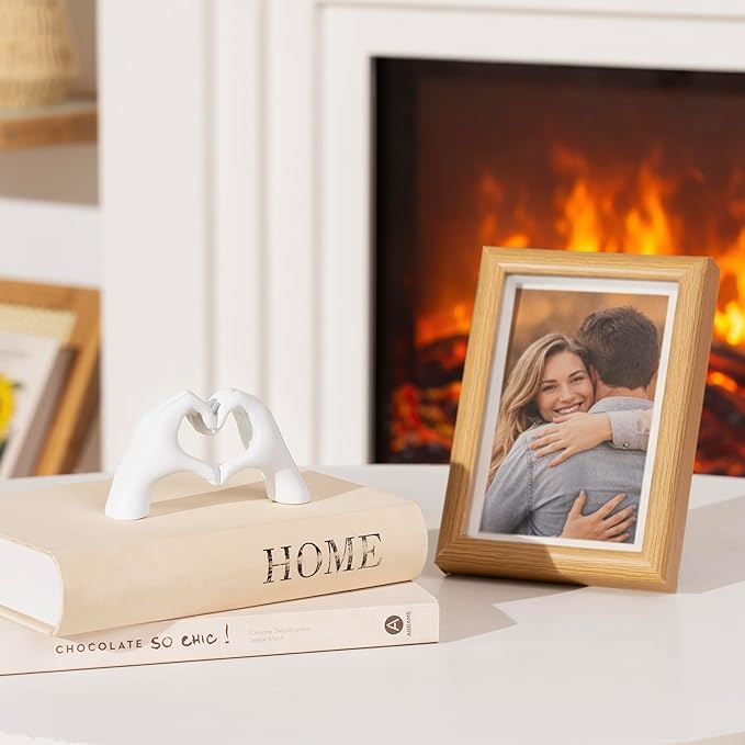 Gold Decor Living Room – Mini Small Heart Hands Sculpture – Shelf Decor Aesthetic – Cute Home Accent Table & Shelves – Love Statue - Gifts Girlfriend, Wife, Women, Teen Girls, Valentine (White, Mini)