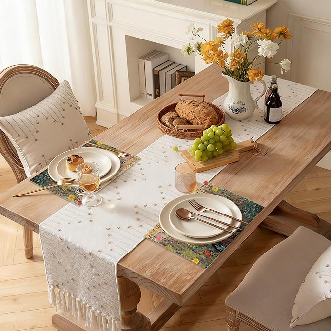 Placemats Set of 6, Cat with Flowers Linen Placemats 12x18 Inch, Heat Resistant Table Mats, Washable Non Slip Place Mats for Dining Table Kitchen Home