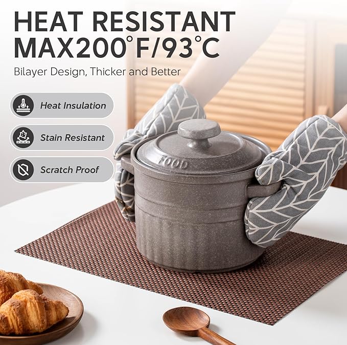 Placemats Set of 4, Heat Resistant Place Mats, Washable PVC Table Mats, Woven Vinyl Plastic Placemats for Dining Table, Non-Slip Stain Resistant Kitchen Table Placemats Easy to Clean?Dark Brown?
