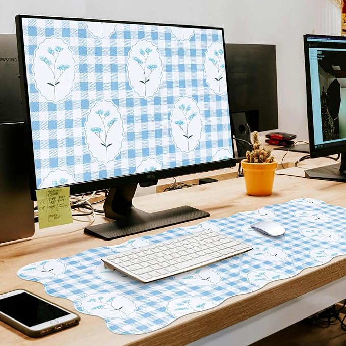L-SPOUTTO Blue Mouse Pad,Checkered Floral Desk Mat XXL Large Scalloped Cottagecore Gaming Mousepad,35.4x15.7in Non-Slip Rustic Keyboard Pad Desktop Mat for Laptop Computer Game Home Office